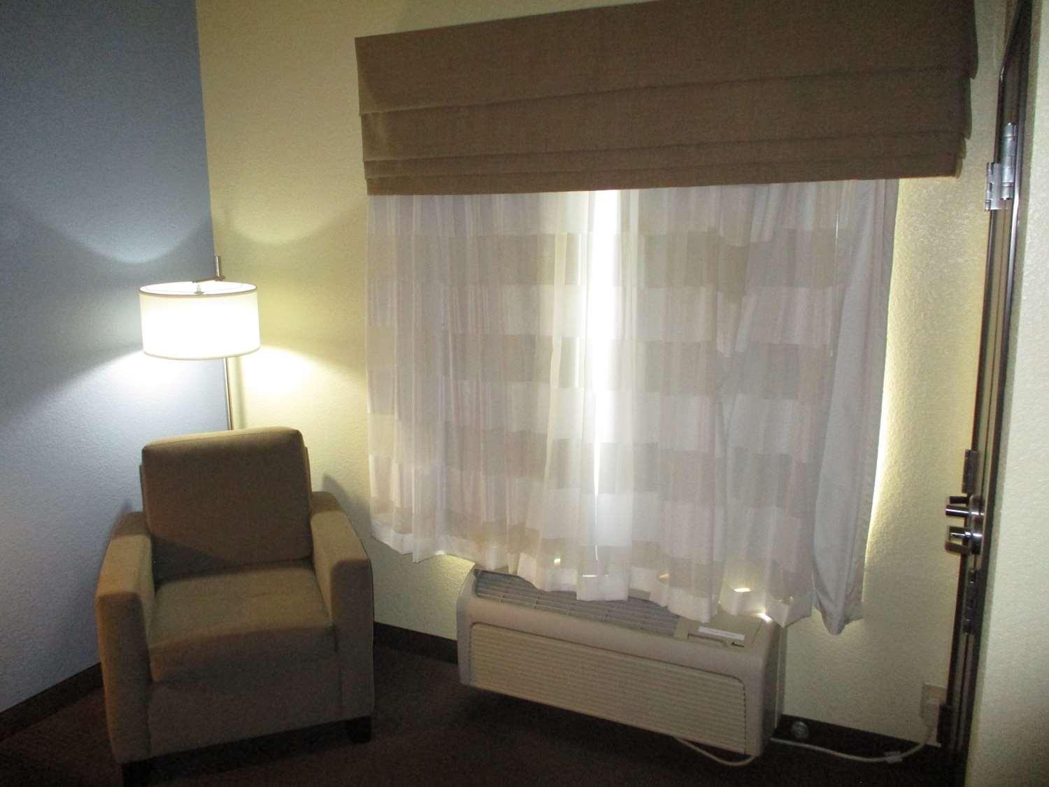 Best Western Coffeyville Central Business District Inn And Suites Extérieur photo