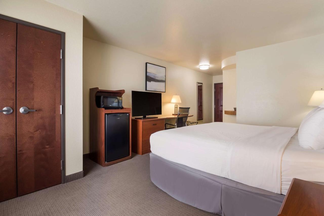 Best Western Coffeyville Central Business District Inn And Suites Extérieur photo