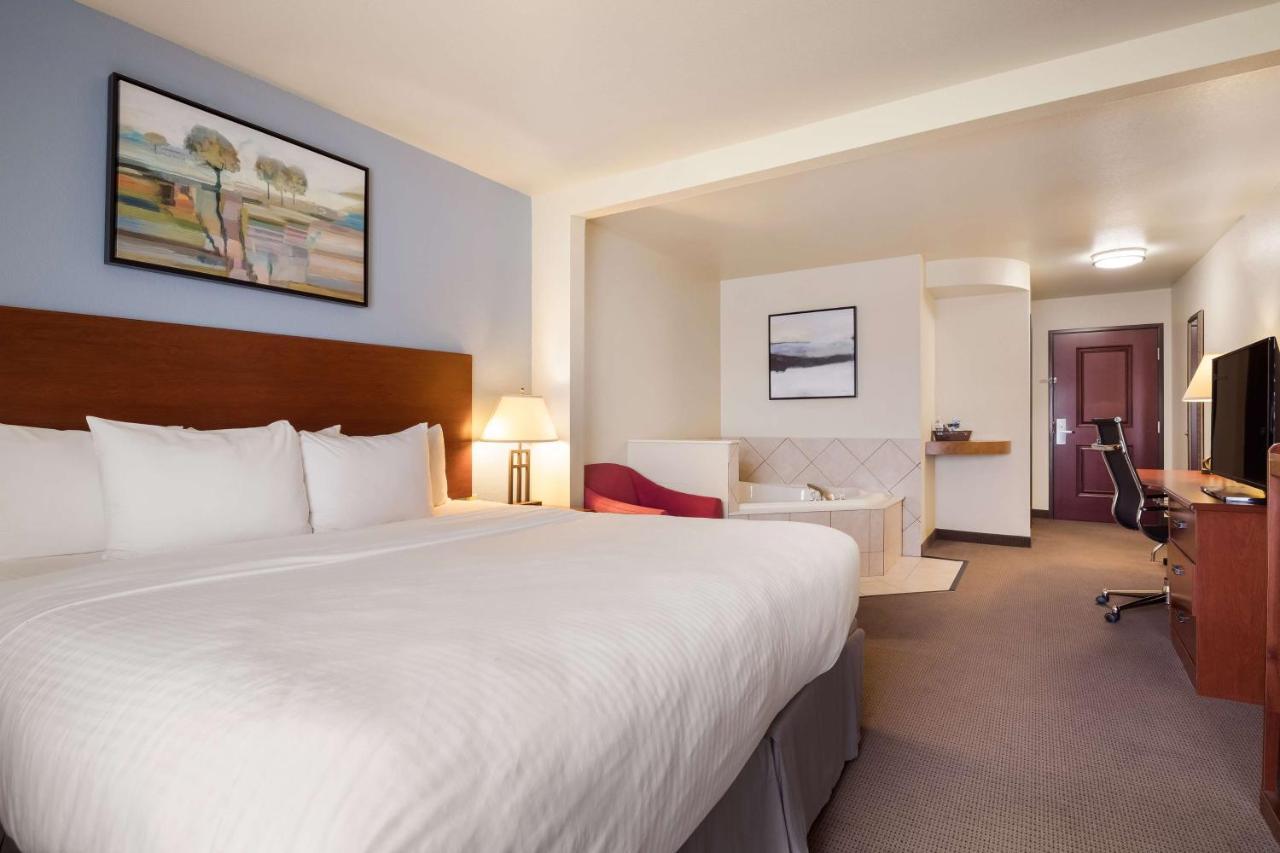 Best Western Coffeyville Central Business District Inn And Suites Extérieur photo